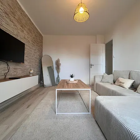 Chaleureux Et Lumineux Apartment *